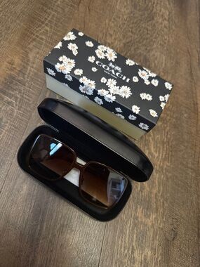NEW 61mm Coach Brown Gradient Square Sunglasses